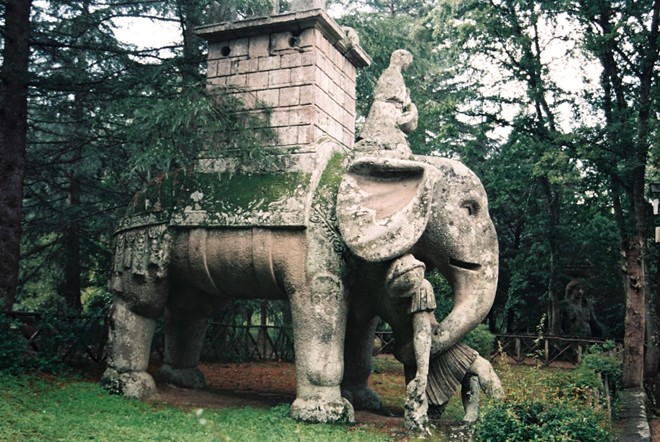 Ngắm[-]khu[-]vườn[-]ma[-]quái[-]đầy[-]bí[-]ẩn[-]ở[-]Lazio